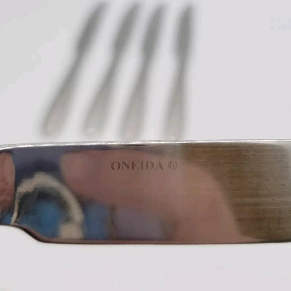 Oneida Eve‎ Dinner Knives Set Of Four Stainless Steel Replacement Flatware